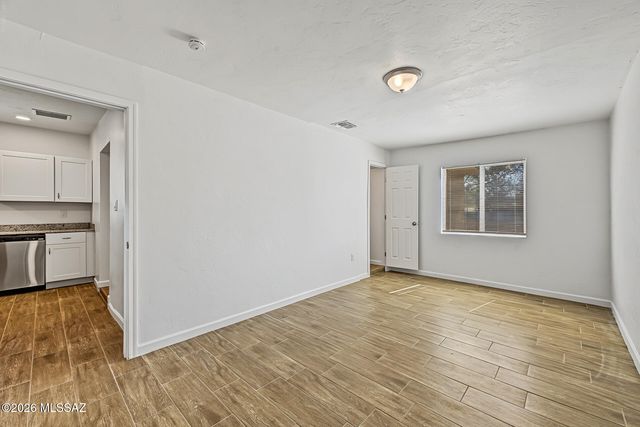 1347 S 7th Avenue, Tucson, AZ 85713