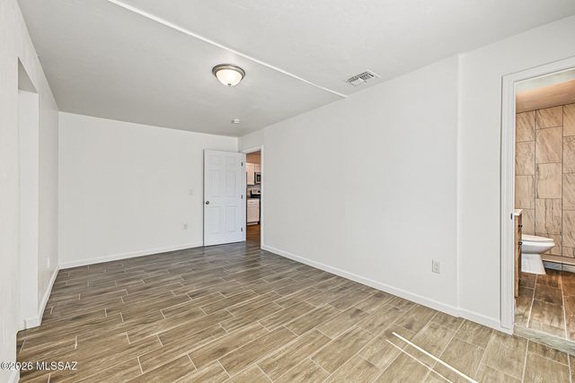 1347 S 7th Avenue, Tucson, AZ 85713