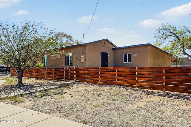 1347 S 7th Avenue, Tucson, AZ 85713