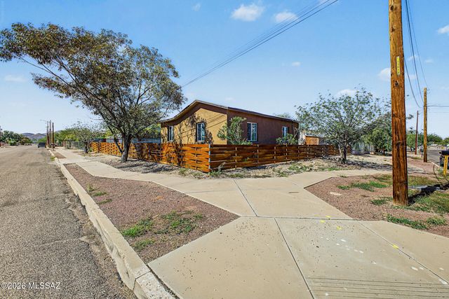 1347 S 7th Avenue, Tucson, AZ 85713