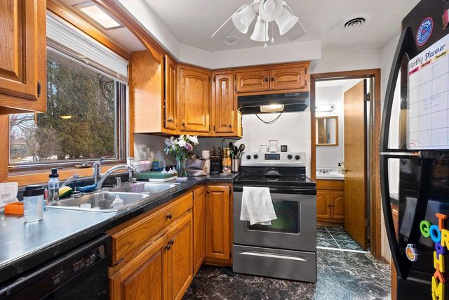 1376 KELLOGG STREET, Green Bay, WI 54303