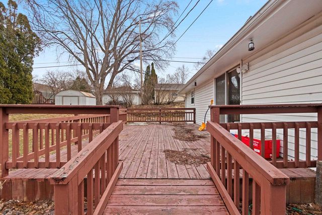 1376 KELLOGG STREET, Green Bay, WI 54303