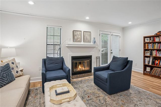 1771 Defoor NW Avenue D, Atlanta, GA 30318