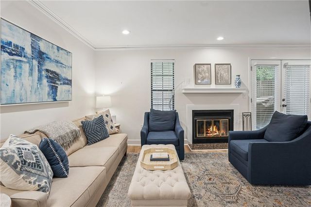 1771 Defoor NW Avenue D, Atlanta, GA 30318