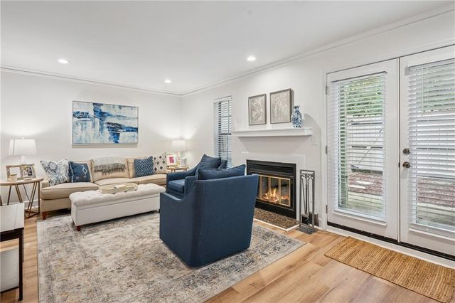 1771 Defoor NW Avenue D, Atlanta, GA 30318