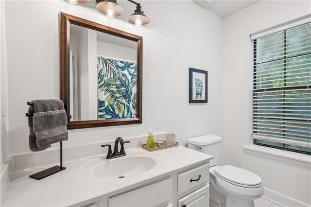 1771 Defoor NW Avenue D, Atlanta, GA 30318