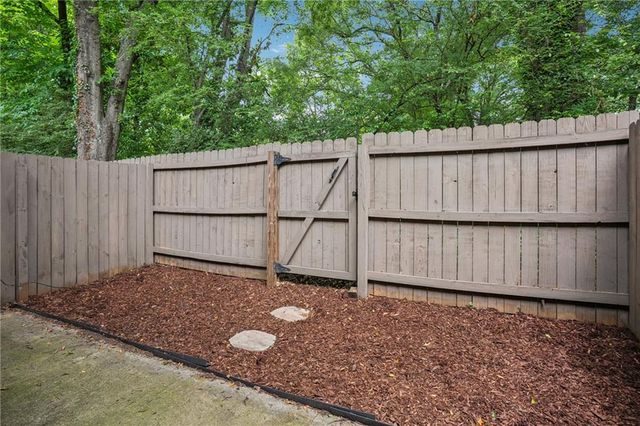 1771 Defoor NW Avenue D, Atlanta, GA 30318