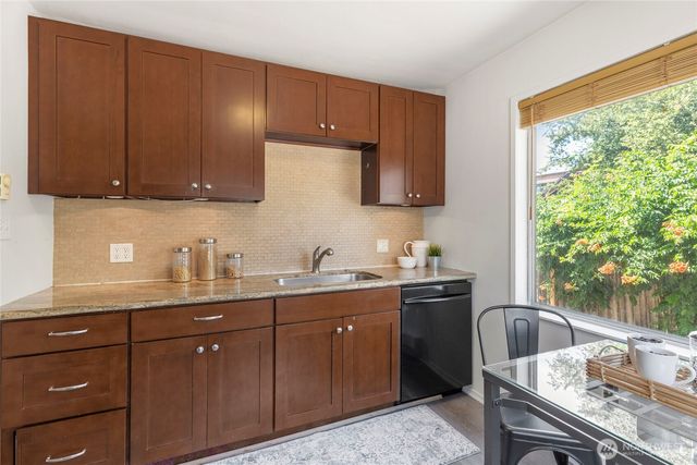1403 NW 59th Street, Seattle, WA 98107