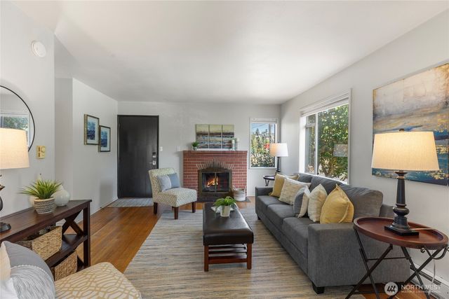 1403 NW 59th Street, Seattle, WA 98107