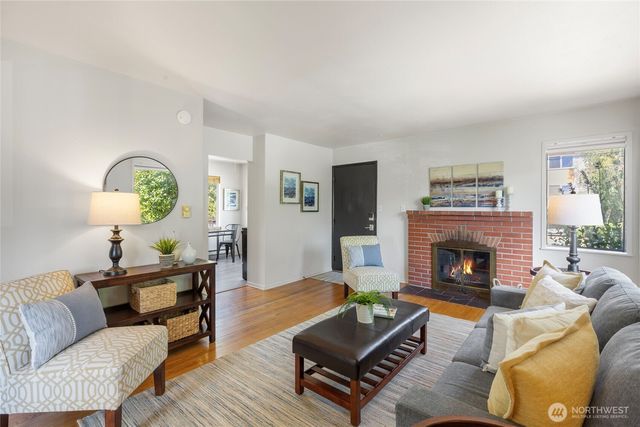 1403 NW 59th Street, Seattle, WA 98107