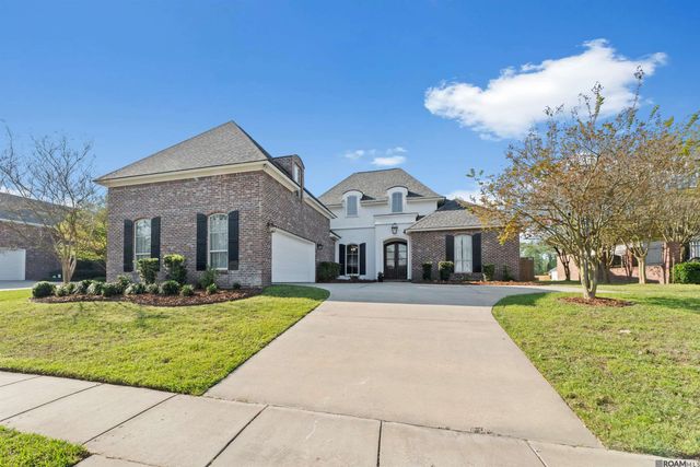 14532 Oak Path Dr, Prairieville, LA 70769