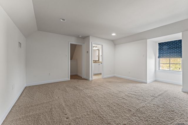 14532 Oak Path Dr, Prairieville, LA 70769