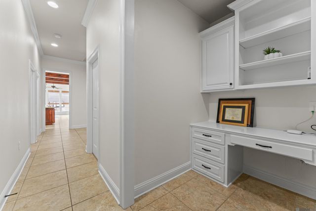 14532 Oak Path Dr, Prairieville, LA 70769