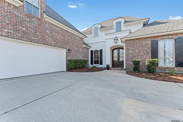 14532 Oak Path Dr, Prairieville, LA 70769