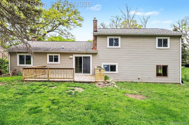 11465 Cedar Island Road, White Lake Charter Township, MI 48386
