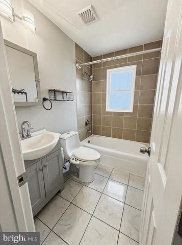 14701 BROOK DR, Woodbridge, VA 22193