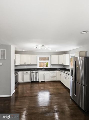 14701 BROOK DR, Woodbridge, VA 22193