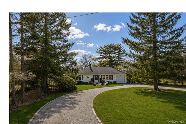 84 Evergreen Avenue, East Moriches, NY 11940