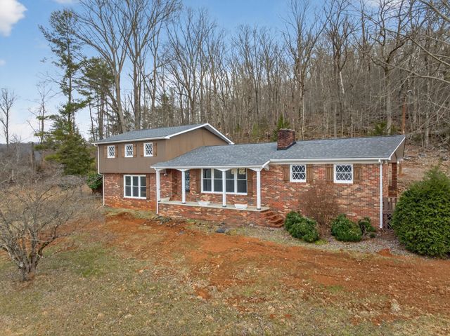 461 Baker Mountain Rd, Sparta, TN 38583