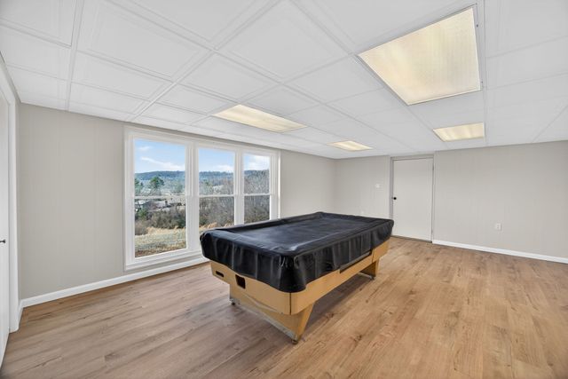 461 Baker Mountain Rd, Sparta, TN 38583