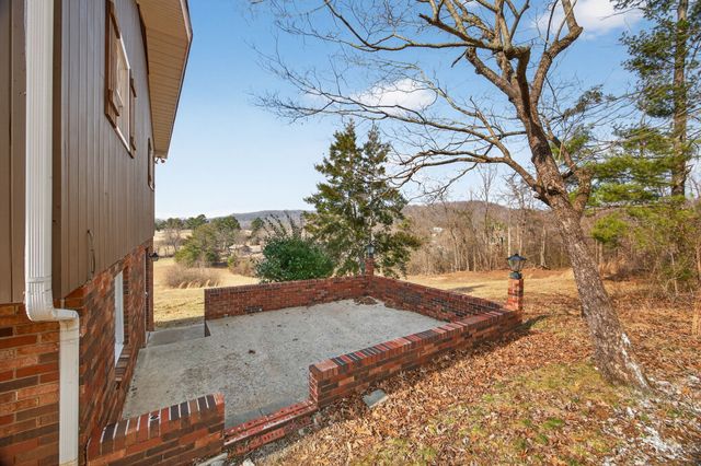 461 Baker Mountain Rd, Sparta, TN 38583