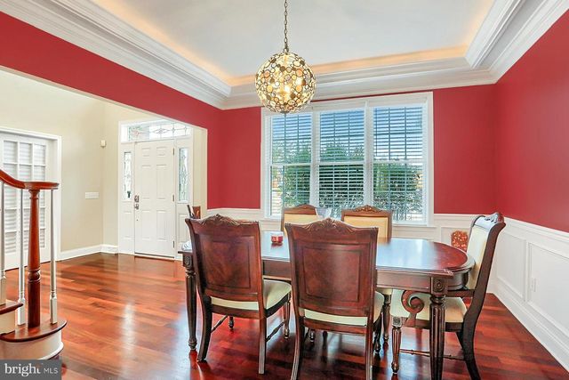 1563 WINSFORD LN, York, PA 17404