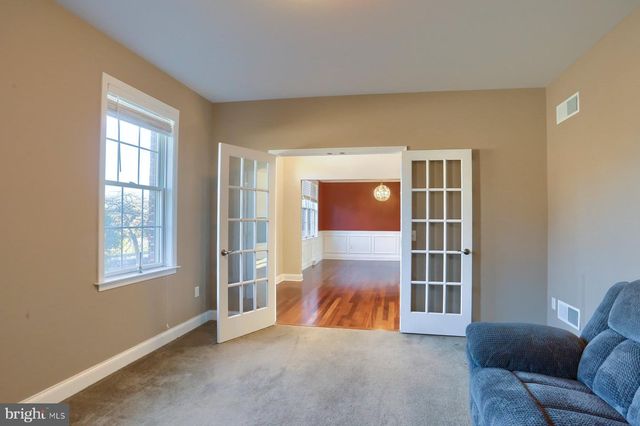 1563 WINSFORD LN, York, PA 17404