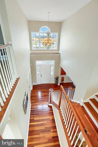 1563 WINSFORD LN, York, PA 17404