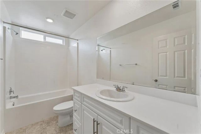 17115 Zion Drive, Canyon Country, CA 91387