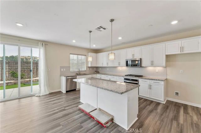 17115 Zion Drive, Canyon Country, CA 91387