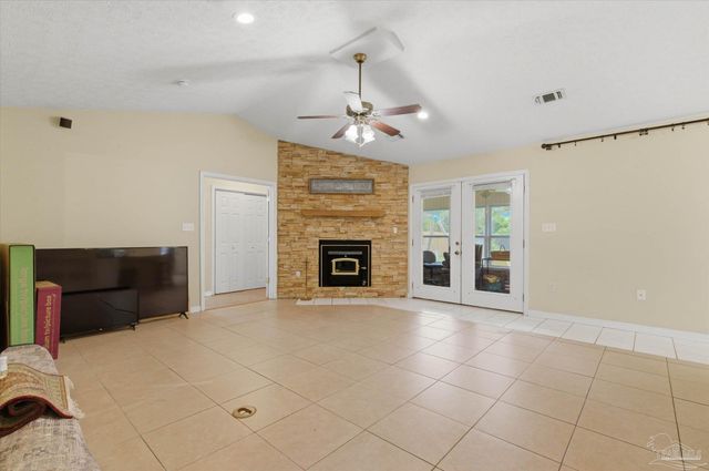 9892 Harlington St, Cantonment, FL 32533