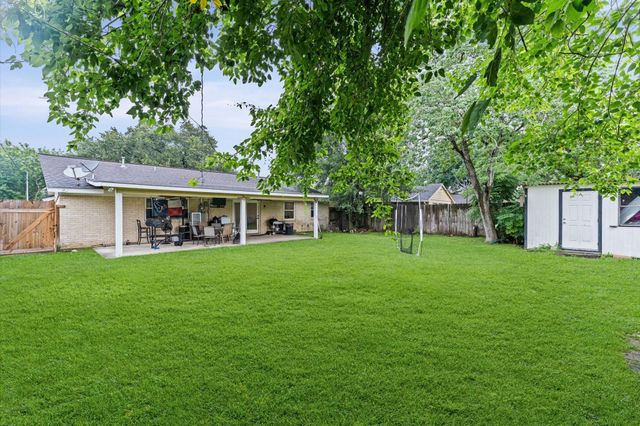 9746 Buena Park Drive, Houston, TX 77089