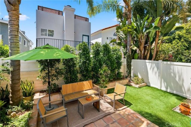 1513 Wollacott, Redondo Beach, CA 90278