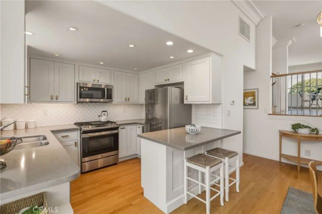 1513 Wollacott, Redondo Beach, CA 90278