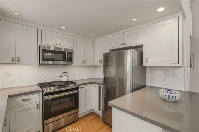1513 Wollacott, Redondo Beach, CA 90278