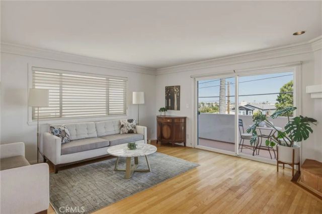 1513 Wollacott, Redondo Beach, CA 90278