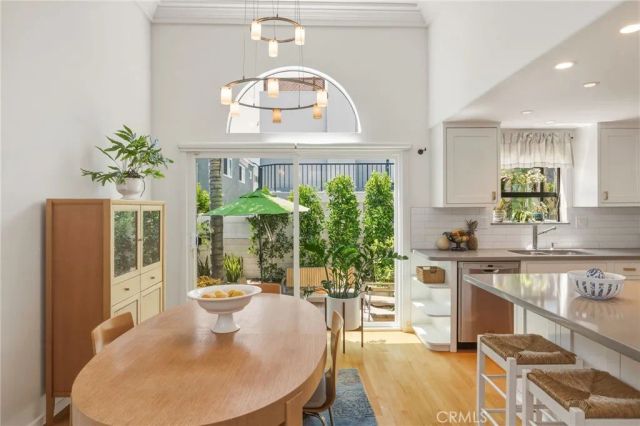 1513 Wollacott, Redondo Beach, CA 90278