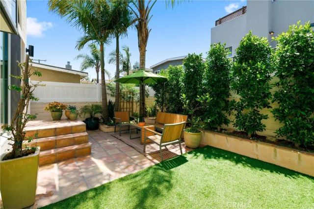 1513 Wollacott, Redondo Beach, CA 90278