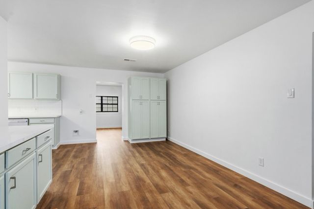 901 Luella Avenue, Deer Park, TX 77536