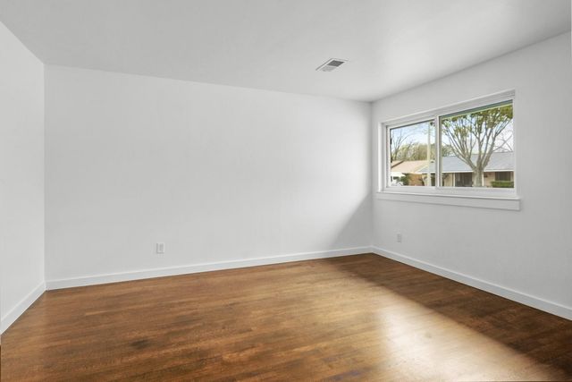 901 Luella Avenue, Deer Park, TX 77536