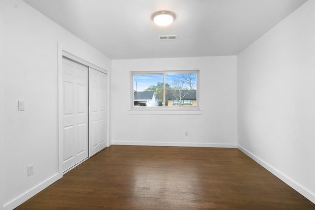 901 Luella Avenue, Deer Park, TX 77536