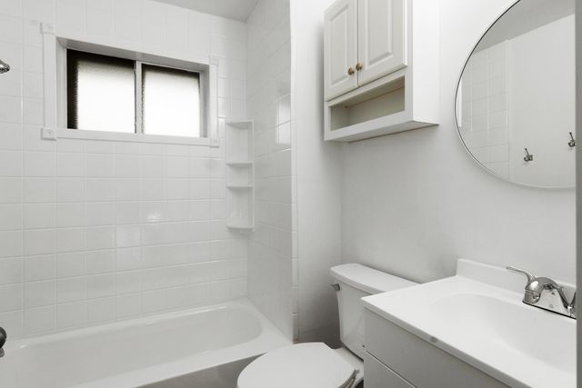 901 Luella Avenue, Deer Park, TX 77536