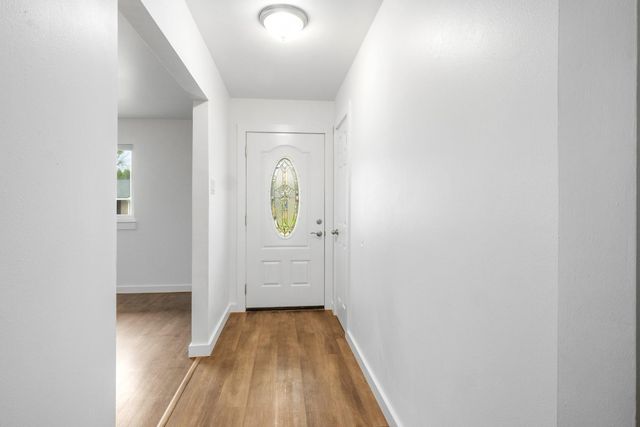 901 Luella Avenue, Deer Park, TX 77536