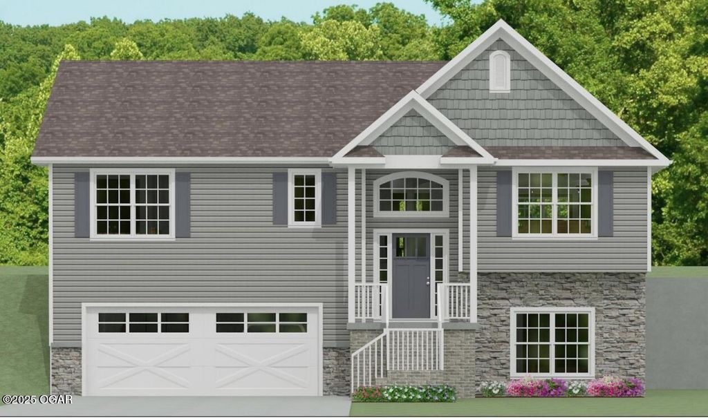 1114 E 42nd Street, Joplin, MO 64804