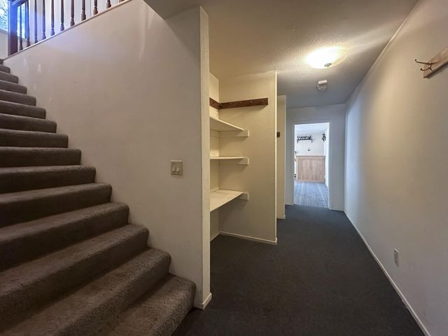 4331 Mountain Lake Ct, Pollock Pines, CA 95726