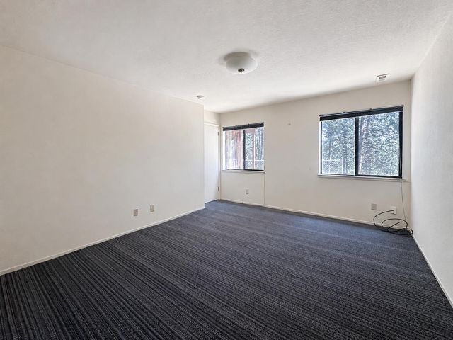 4331 Mountain Lake Ct, Pollock Pines, CA 95726