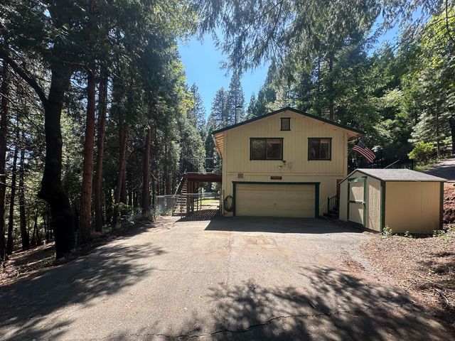 4331 Mountain Lake Ct, Pollock Pines, CA 95726