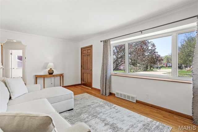 1218 Culverhill Drive, Webster Groves, MO 63119