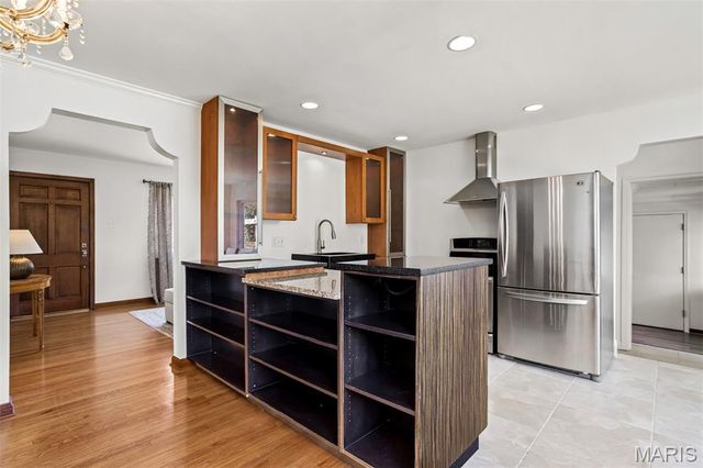 1218 Culverhill Drive, Webster Groves, MO 63119