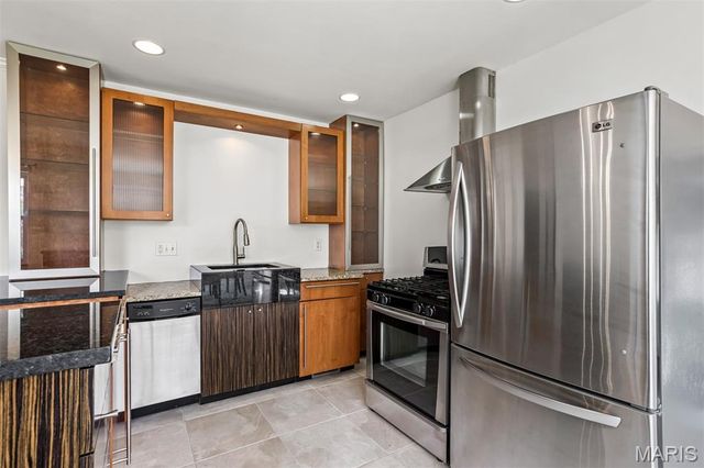 1218 Culverhill Drive, Webster Groves, MO 63119